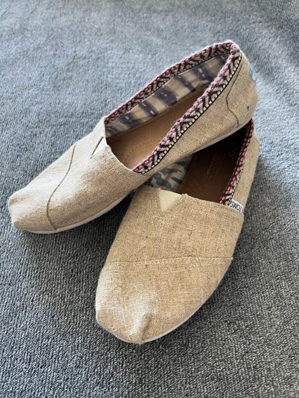 TOMS Alpargata Pink Blue Trim Beige Canvas Slip On Flats Shoes Size 7